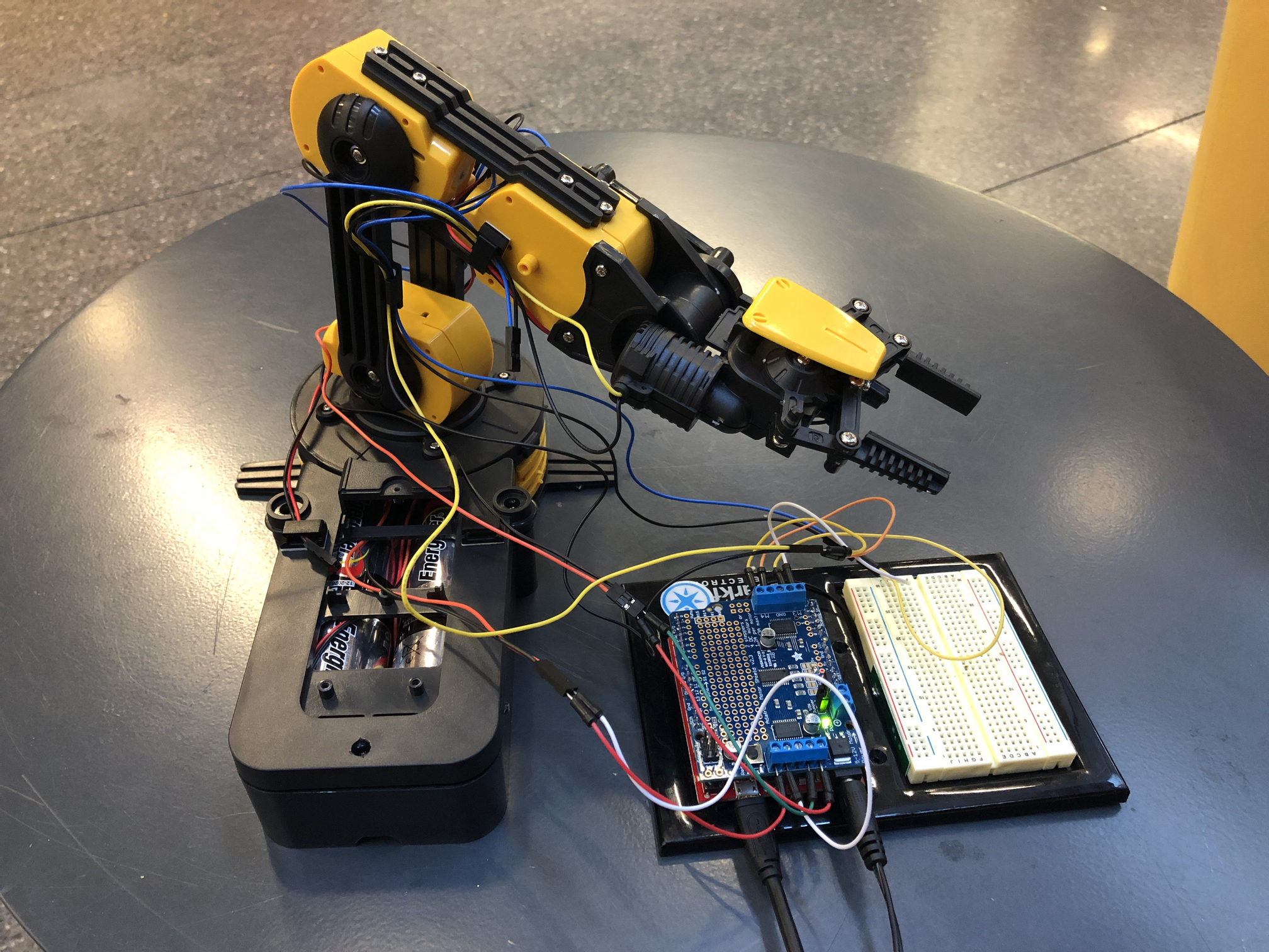 Adafruit 2024 robot arm